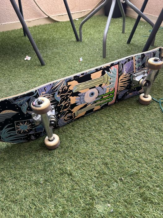 GLOBE професионален скейтборд