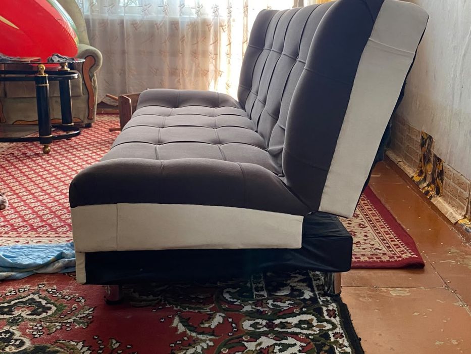 Продам диван в хорошем состоянии