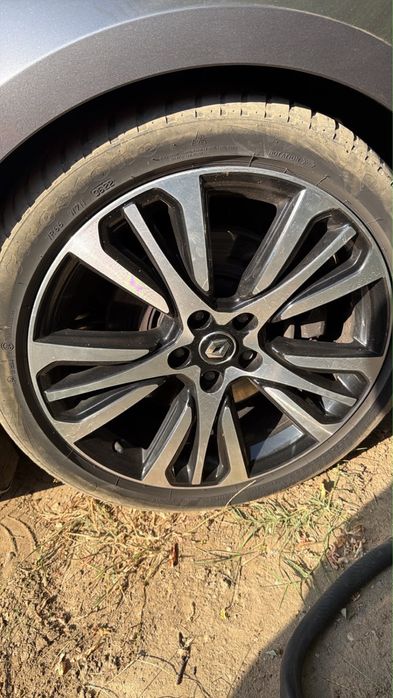 Jante renault talisman initiale paris r19
