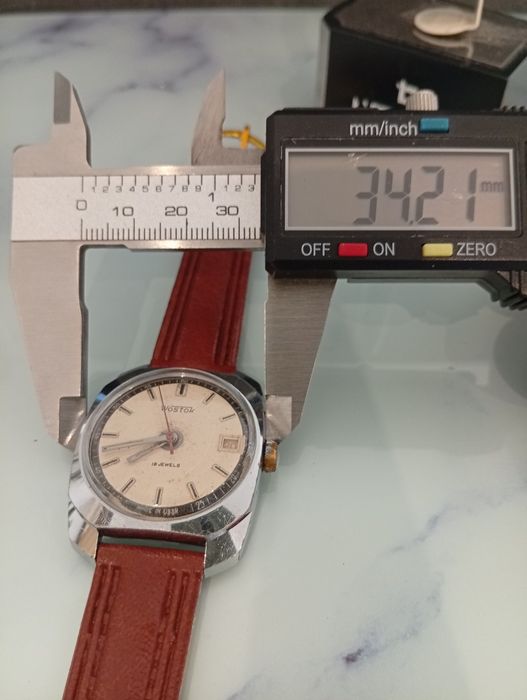 Руски ръчен механичен часовник WOSTOK.