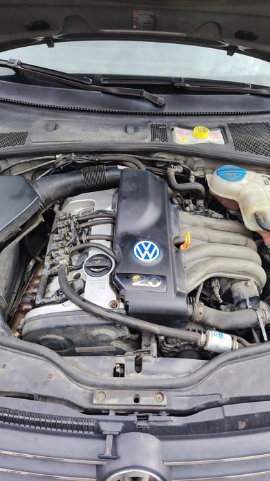 Vând passat benzină+gpl stare foarte bună.