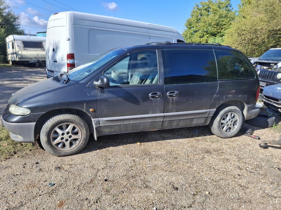Chrysler Voyager 2.4 16v бензин НА ЧАСТИ