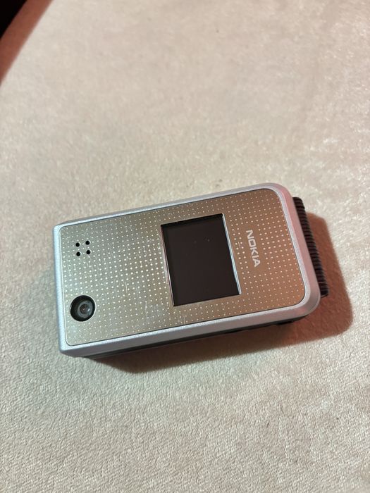 Продава се nokia 6170