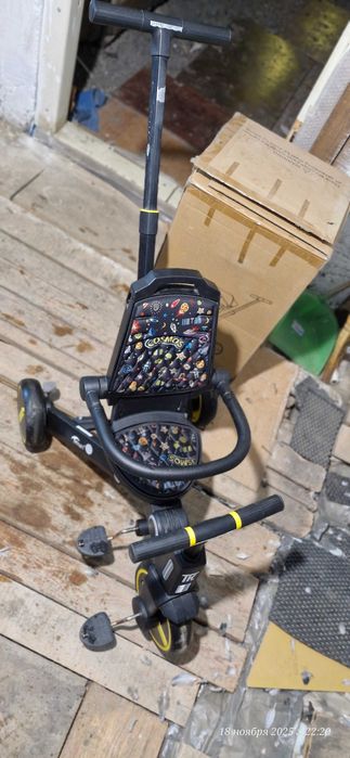 Детский трехколесный велосипед.