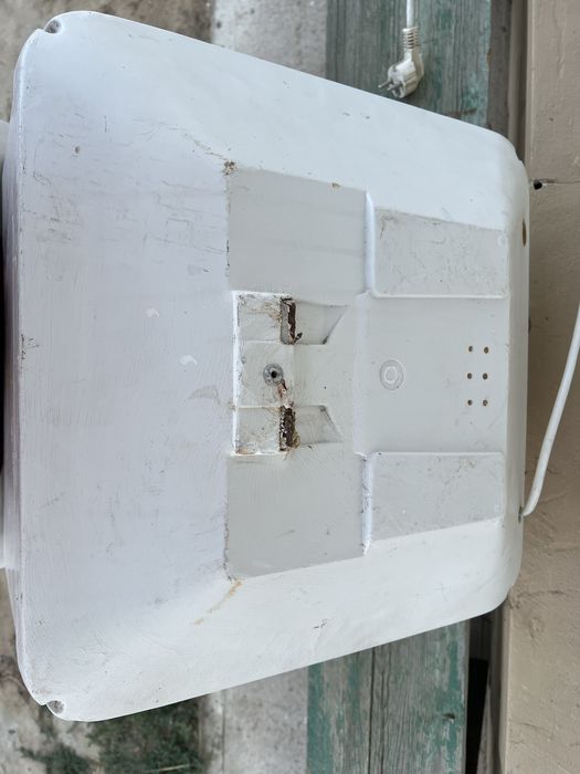 Водонагреватель Ariston 30л