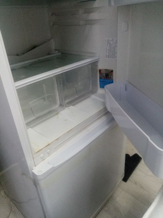 Холодильник продам