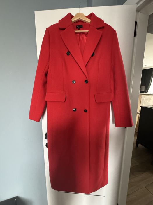 Червено пролетно/есенно палто