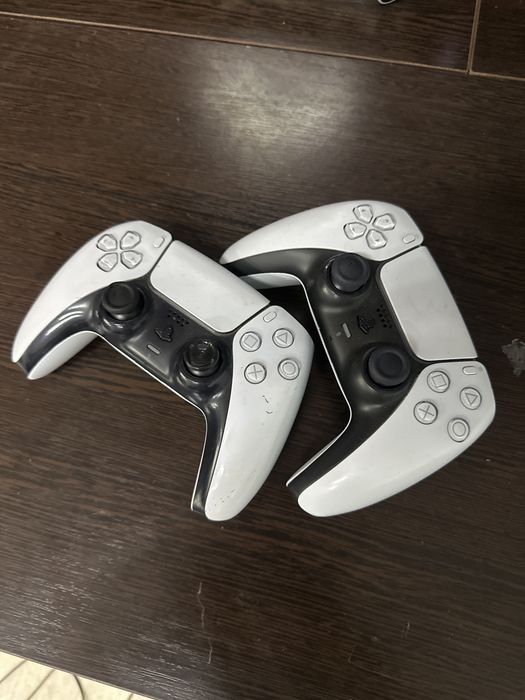 PS5 Slim + 2 DualSense + игры | 280 000 ₸ | 9 шт