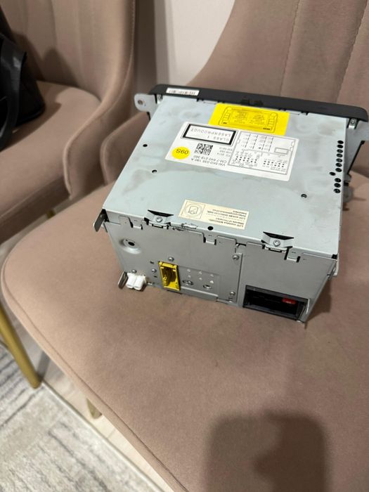 Магнитола оригинал passat b7 пассат б7