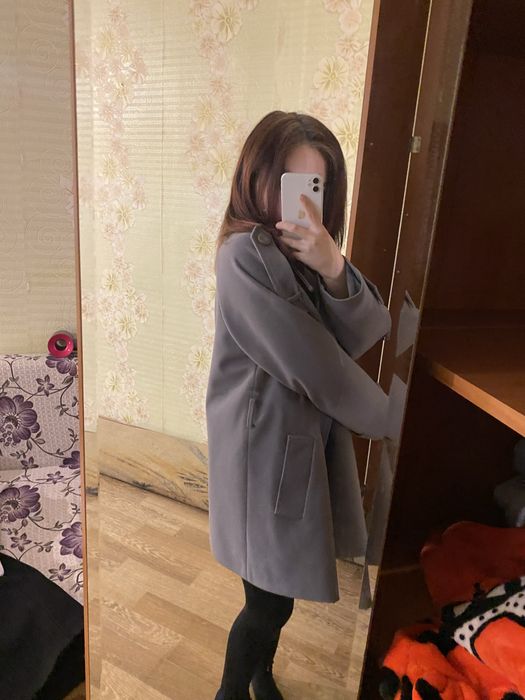 Пальто женское , размер M