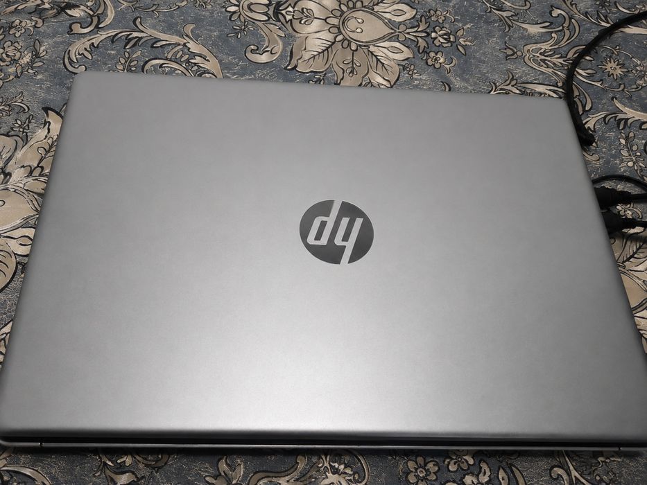 HP 14-dq Core i3 noutbuk