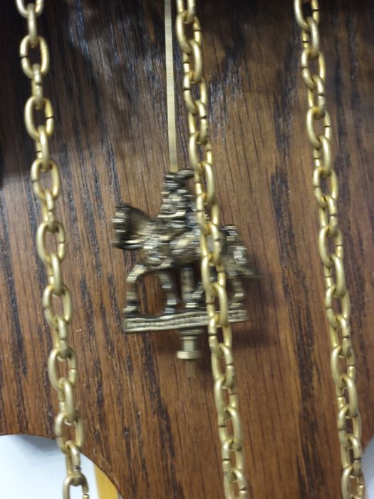 Антикварен стенен холандски часовник с тежести