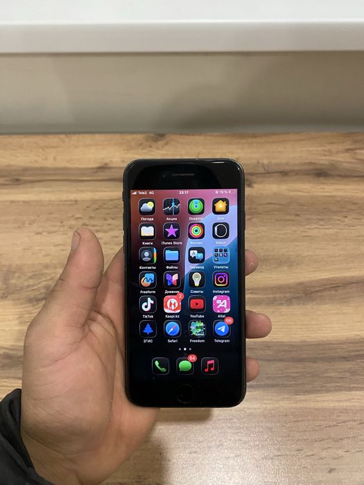 Айфон Se 2022 64гб