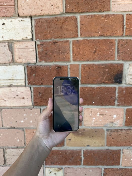 Продам iPhone 12 64GB