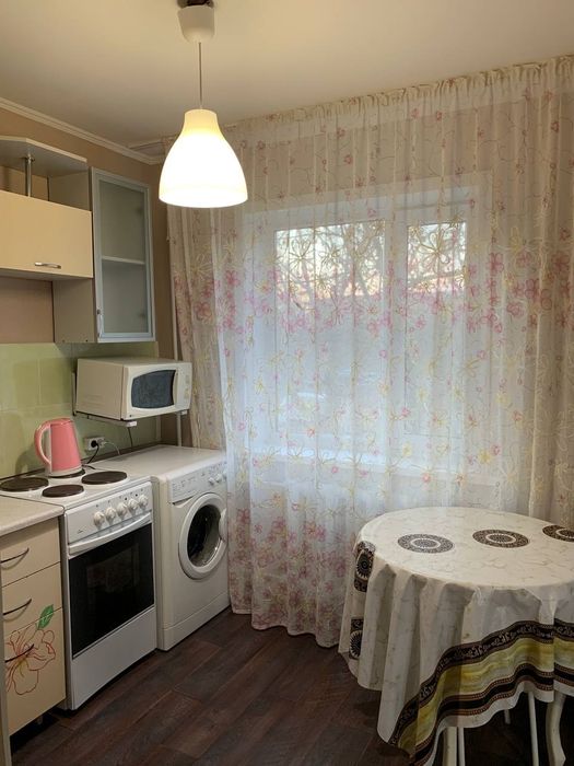 Район вокзала, торайгырова 89/1