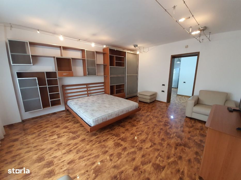 Apartament 3 Camere Unirii-M. Voda-Camera De Comert
