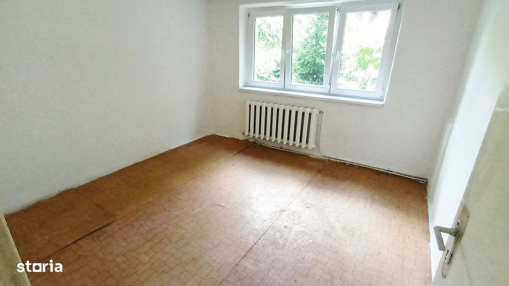 Apartament de 3 camere , 67.5 mp, Parter inalt/4, str. Lunii- Zorilor — fotografia 1