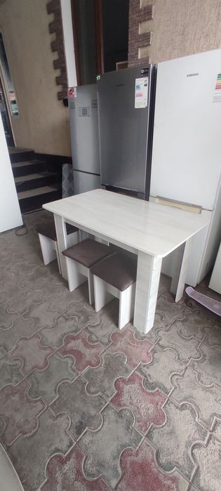 Стол со стульями с доставкой