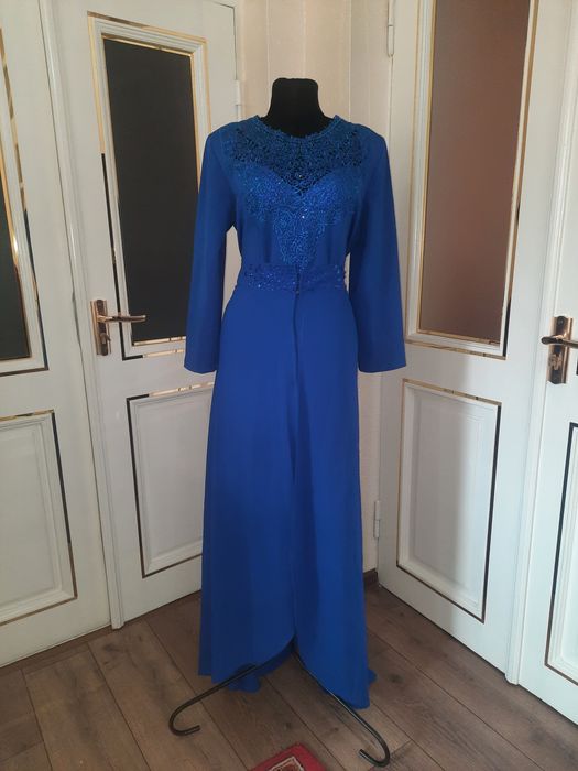 Платье на выход цвет электро синий