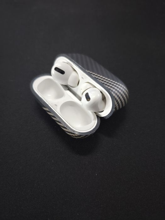 Căști Apple AirPods Pro 1 - Funcționare perfectă + 2 Huse + Dopuri de rezervă