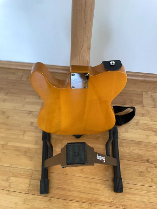 Fender Squier Affinity Telecaster Butterscotch в много добро състояние