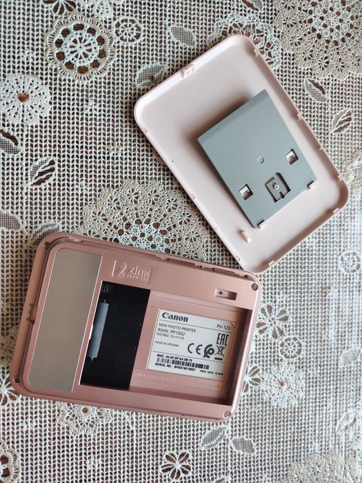Canon Zoemini photo printer.