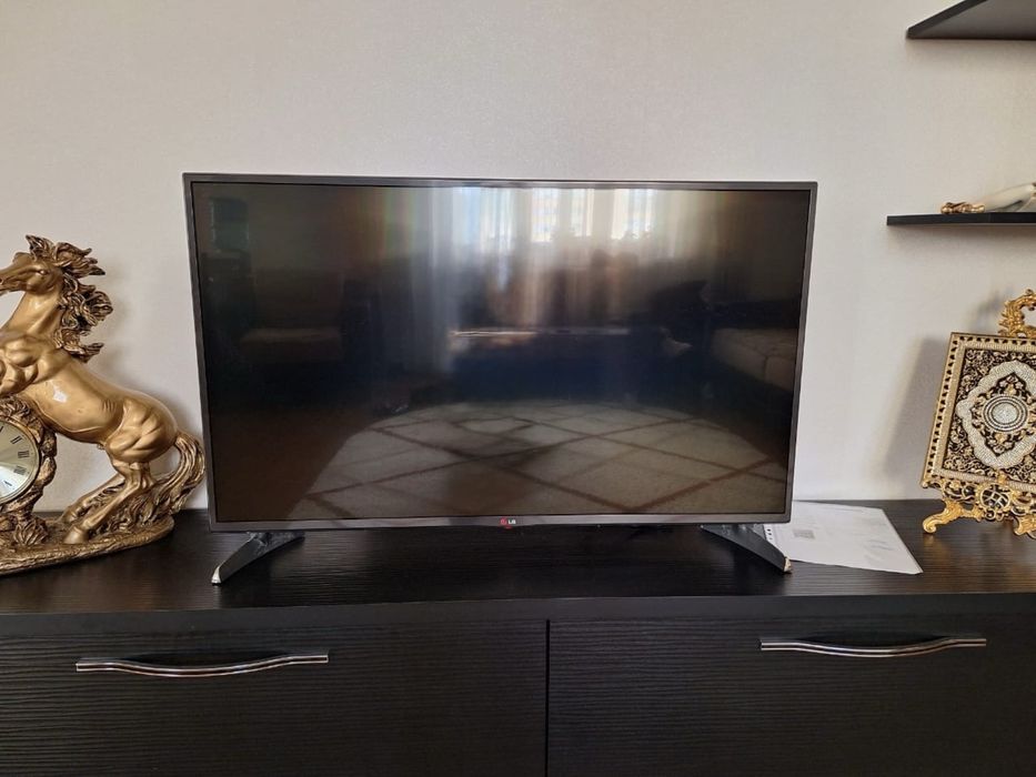 Телевизор LG smart tv