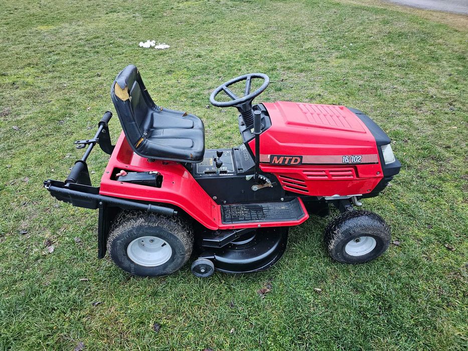 Тракторна Косачка 16.к.с. MTD. ДвуЦилиндрова