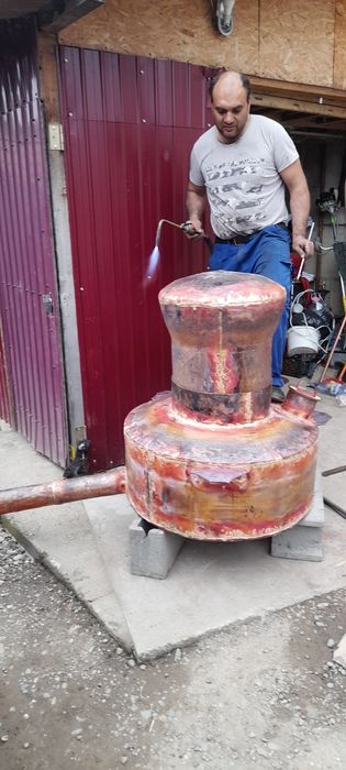 Vând cazan de tuica din cupru de 150litri cu fund de 4mm
Pereți