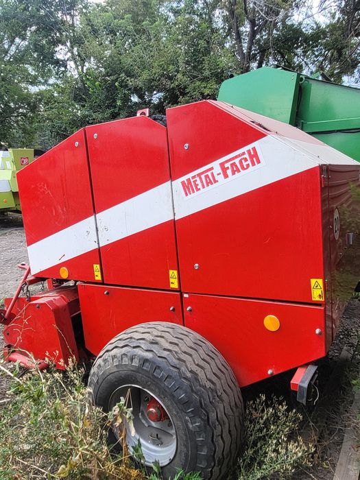 Пресс подборщик Metal fach Z562