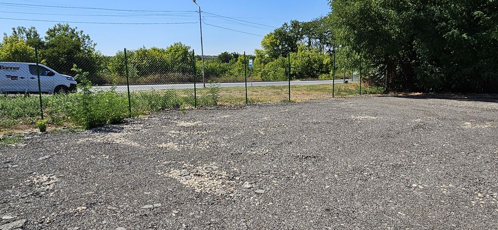 Дава се под наем Парцел в Добрич, Северен парк - 600 кв.м за 357 € - Снимка #1