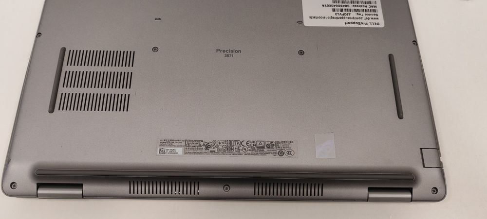 Dell precision 3671 i7 12 Gen 16gb DDR5 256 nvme disk