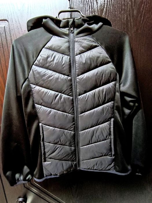 Детско  яке Guess + подарък
