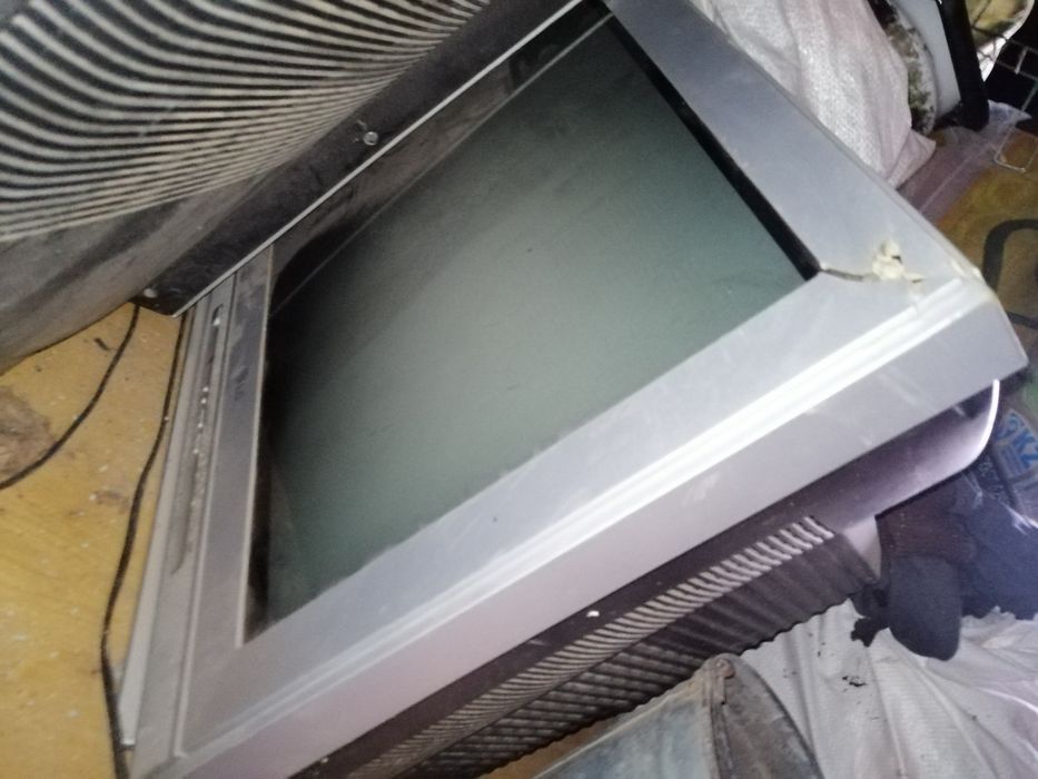 Продам 2 телевизора