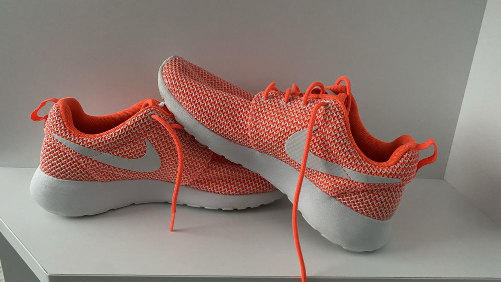 Дамски маратонки 37,5 н