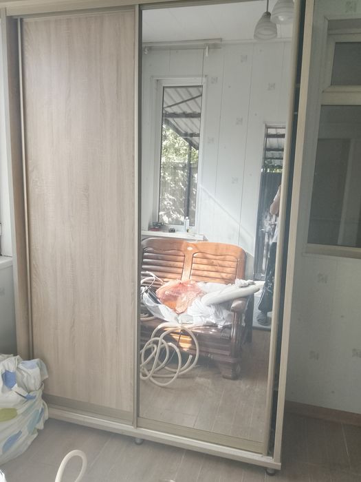 Продам телевизор 2штук