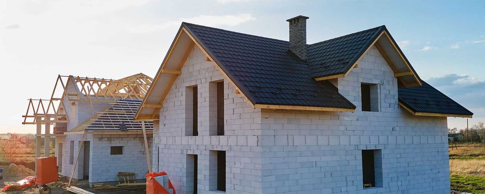 Acoperisuri rezistente cu montaj tabla si reparatiii cu garantie