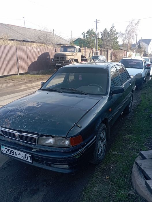 Митсубиси галант 1.8
