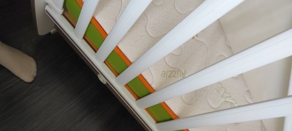 Креватче с мартак