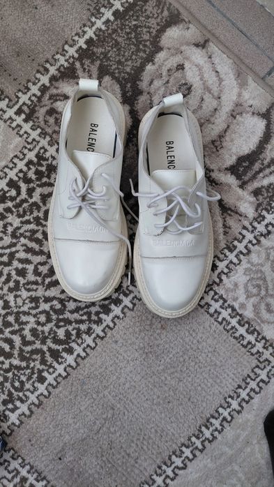 Ботинка женскии.