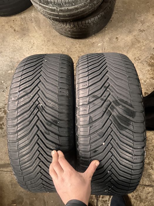 2бр 235/45/18 Michelin