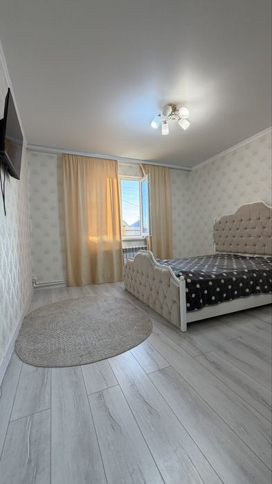 Продается дом, с пл 180 кв.м, 10 соток