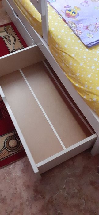 Продам кровати 160/80