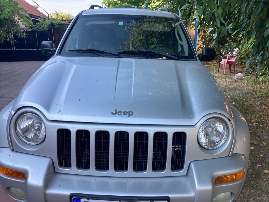 Vând Jeep Cherokee utilitară