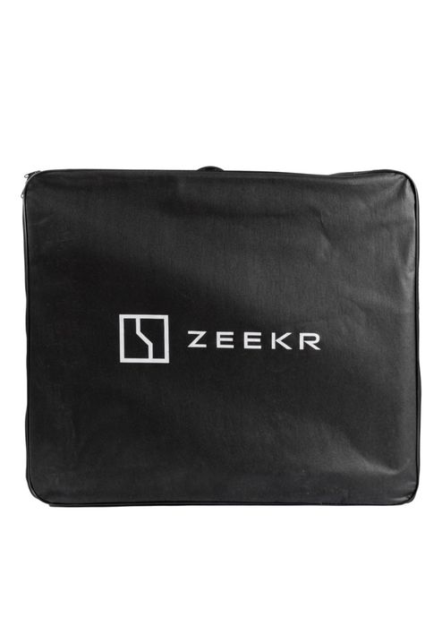 Летние коврики на ZEEKR 001