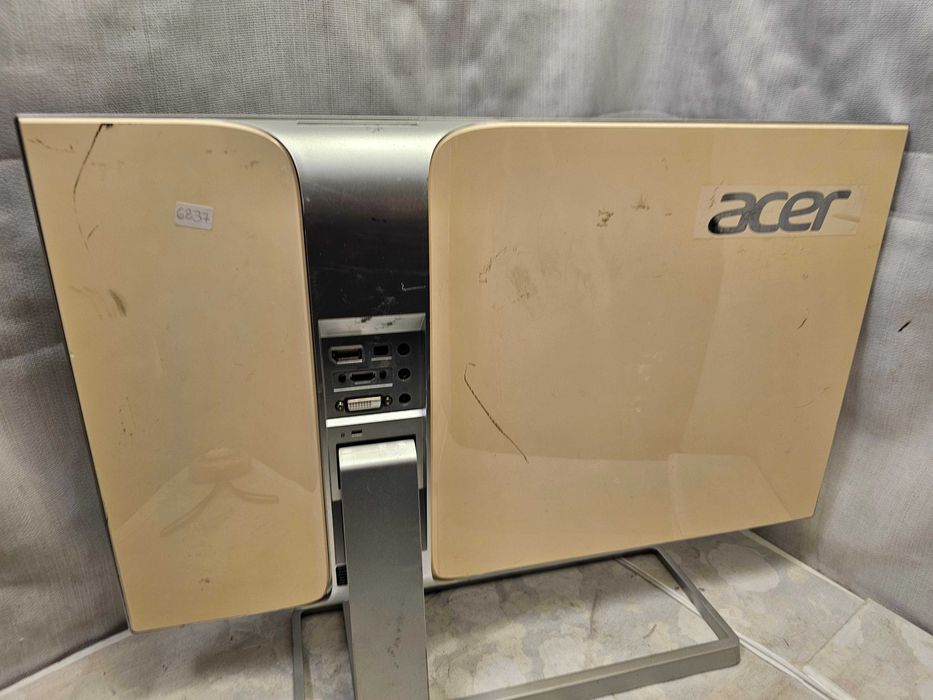 Monitor 4k Acer s277k IPS
