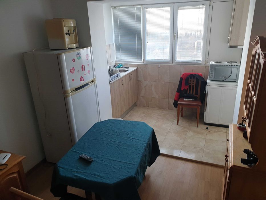 Дава се под наем Двустаен апартамент в Бургас, Славейков - 60 кв.м за 265.2 € - Снимка #2