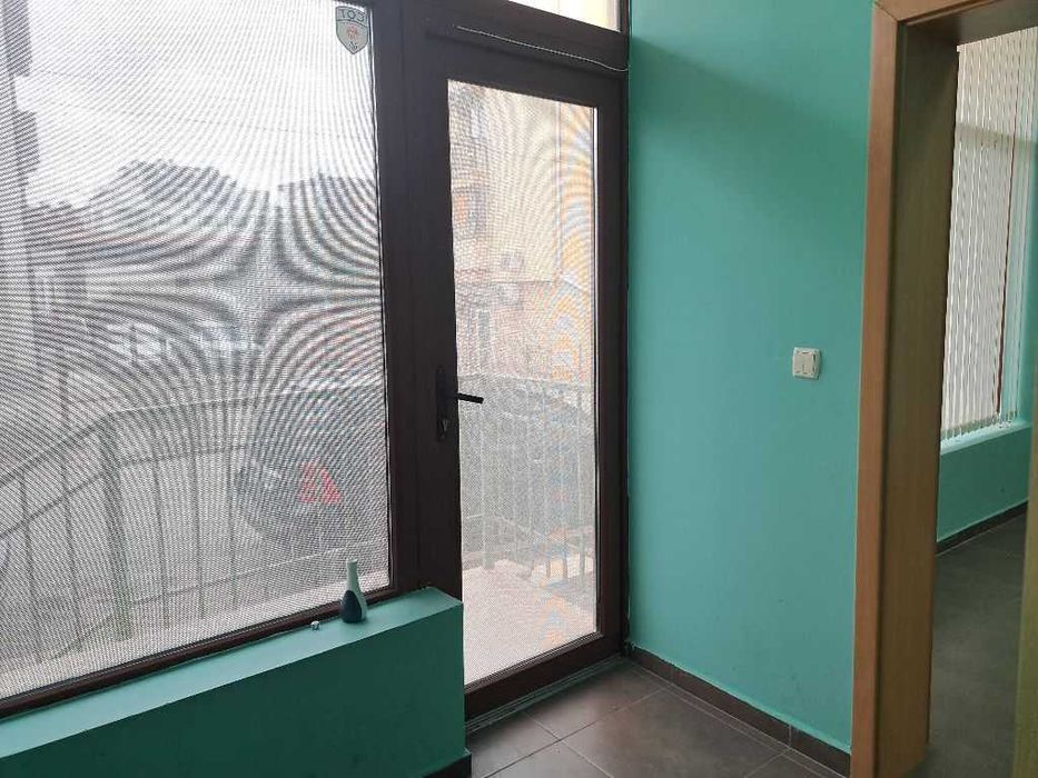 Дава се под наем Офис в София, Център - 96 кв.м за 561 € - Снимка #9