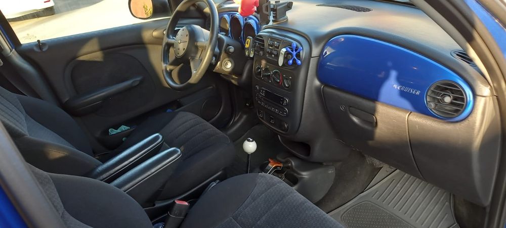 Продам машину крайслер