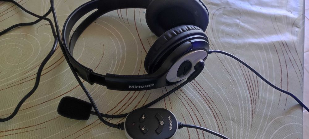 Слушалки с микрофон Microsoft
